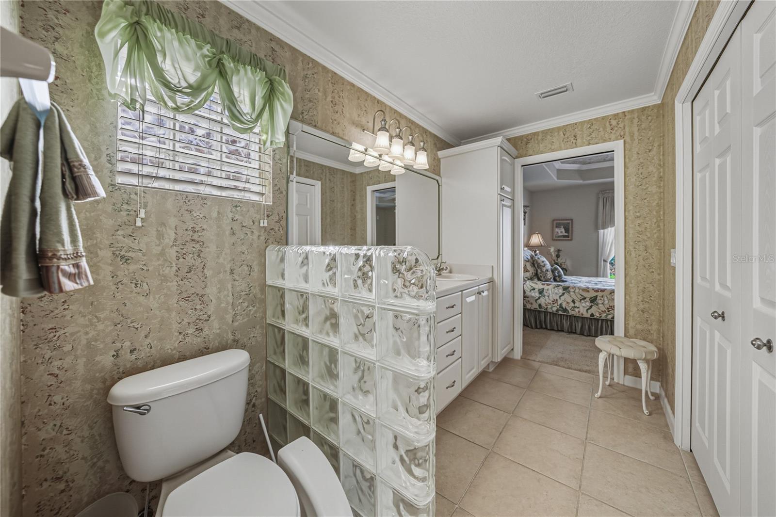 Image 31 of 64 For 332 Niblick Circle