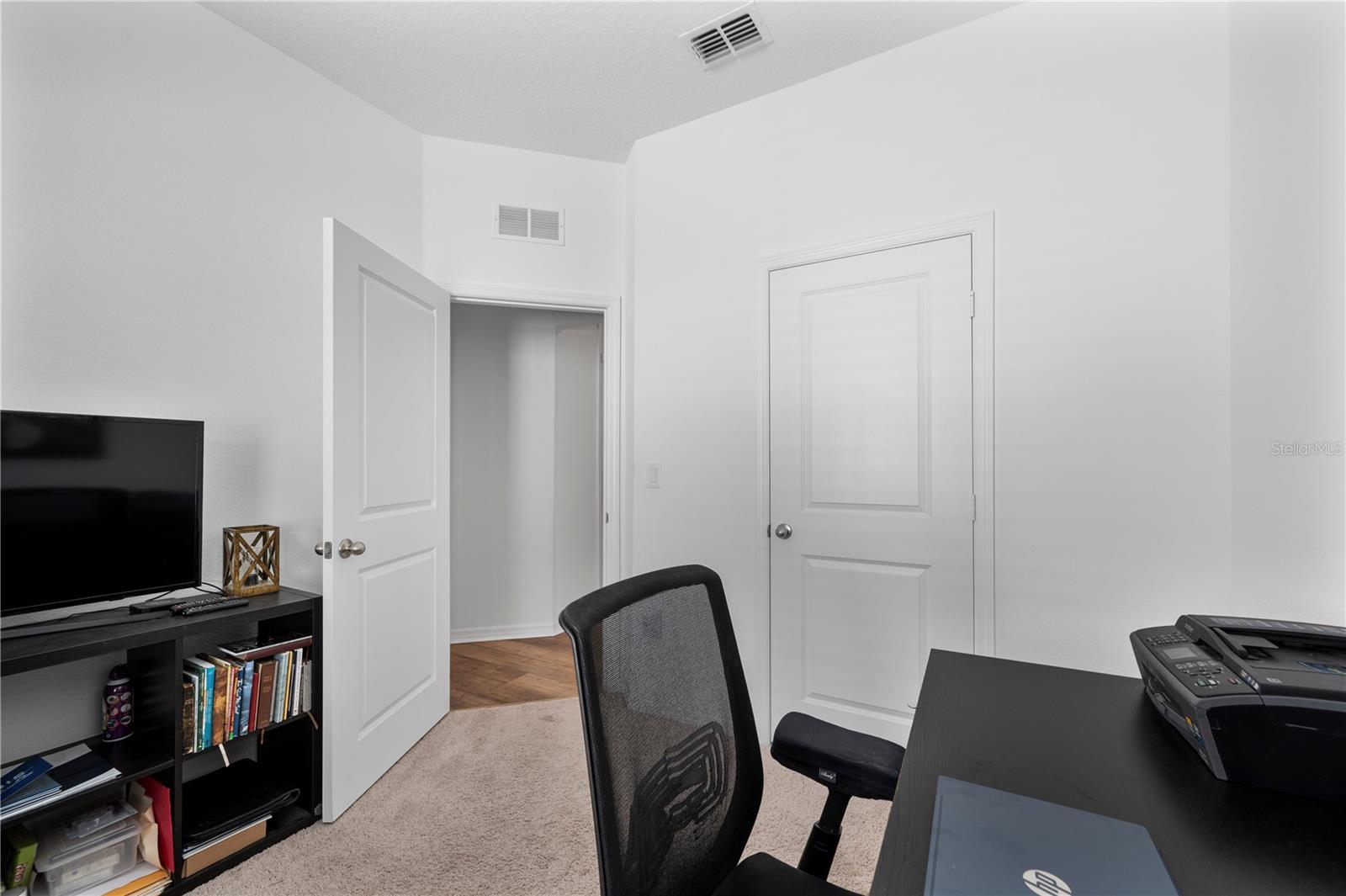 Image 22 of 44 For 6027 Dolostone Drive