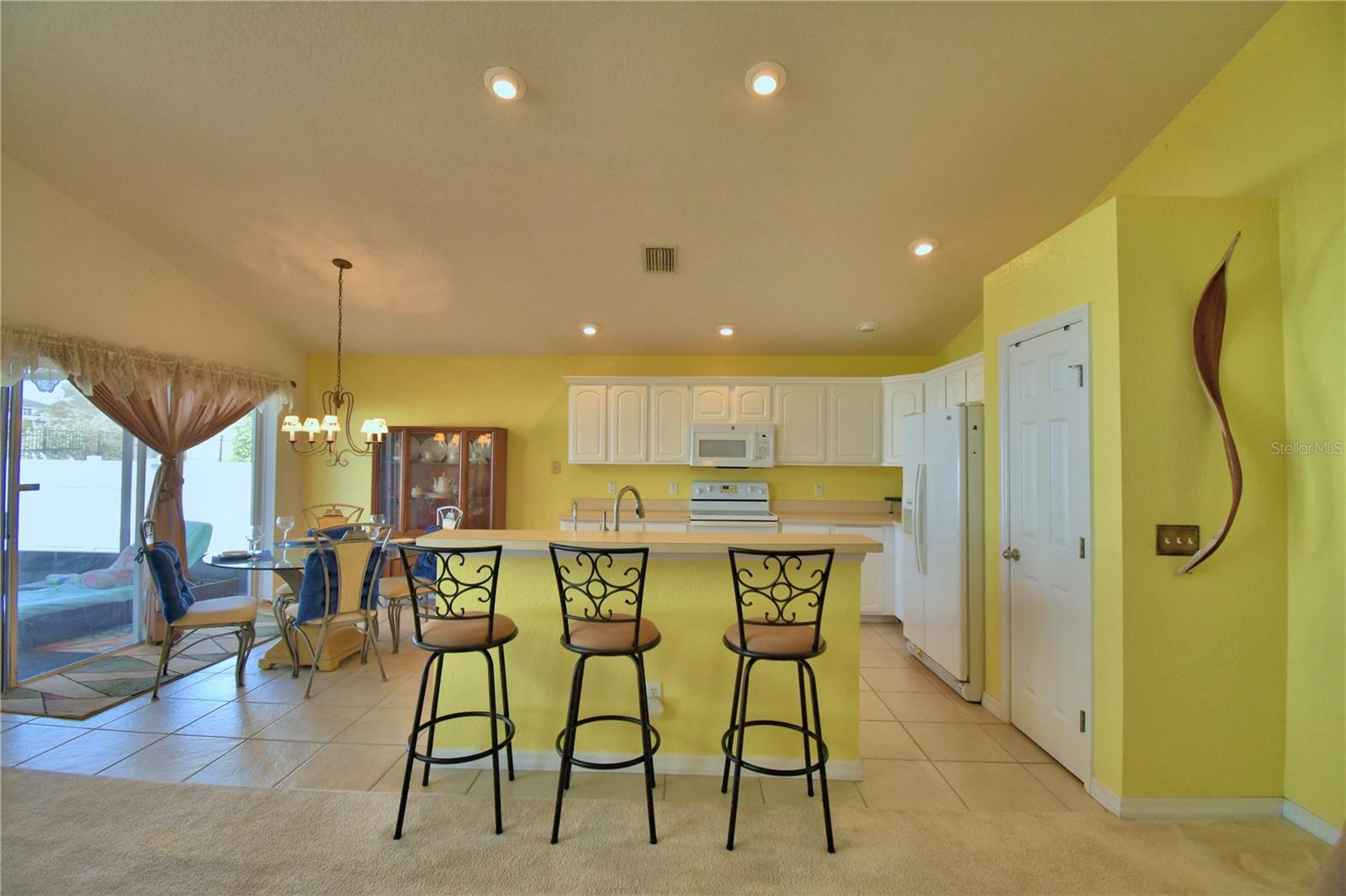 Image 14 of 56 For 168 Argyle Gate Loop Rd