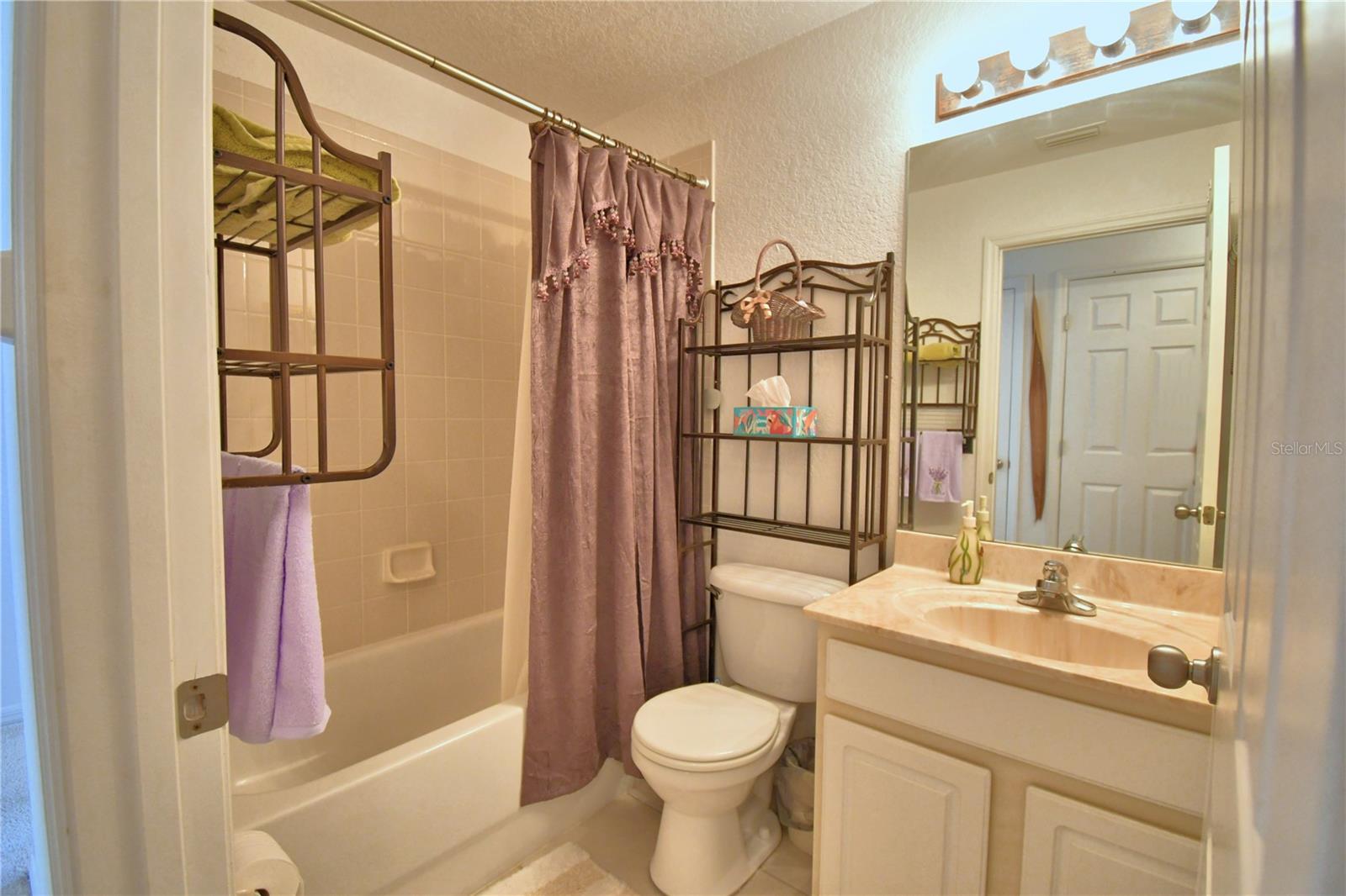 Image 39 of 56 For 168 Argyle Gate Loop Rd