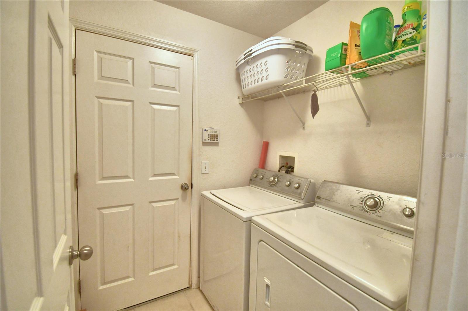 Image 41 of 56 For 168 Argyle Gate Loop Rd