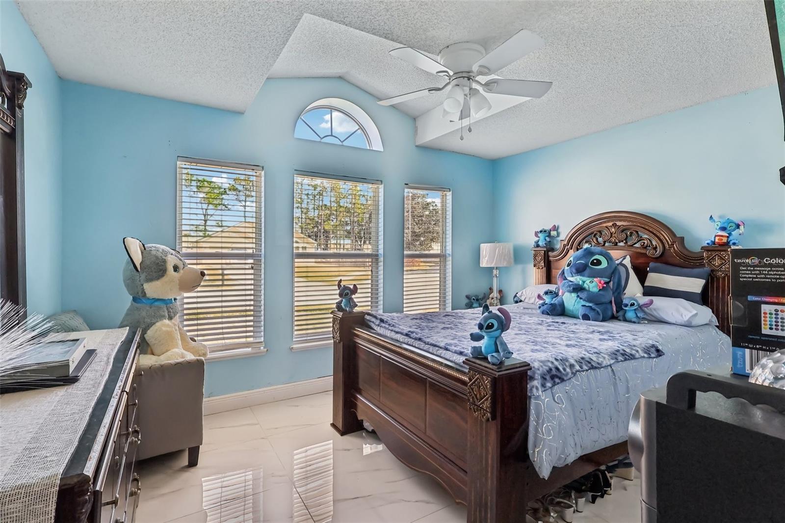 Image 17 of 32 For 111 Elgin Boulevard