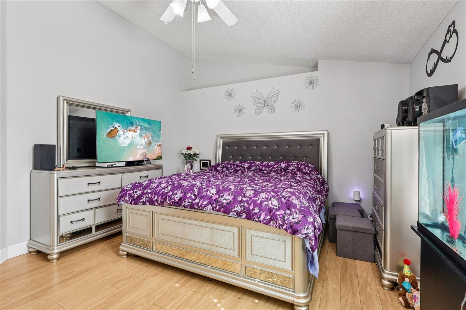 Image 24 of 32 For 111 Elgin Boulevard