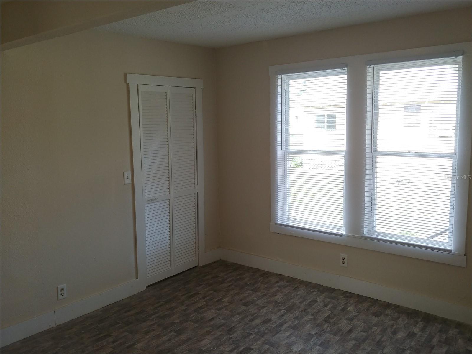 Image 10 of 43 For 423 Main Street A,b & C