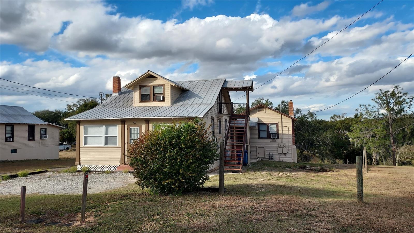 Image 39 of 43 For 423 Main Street A,b & C