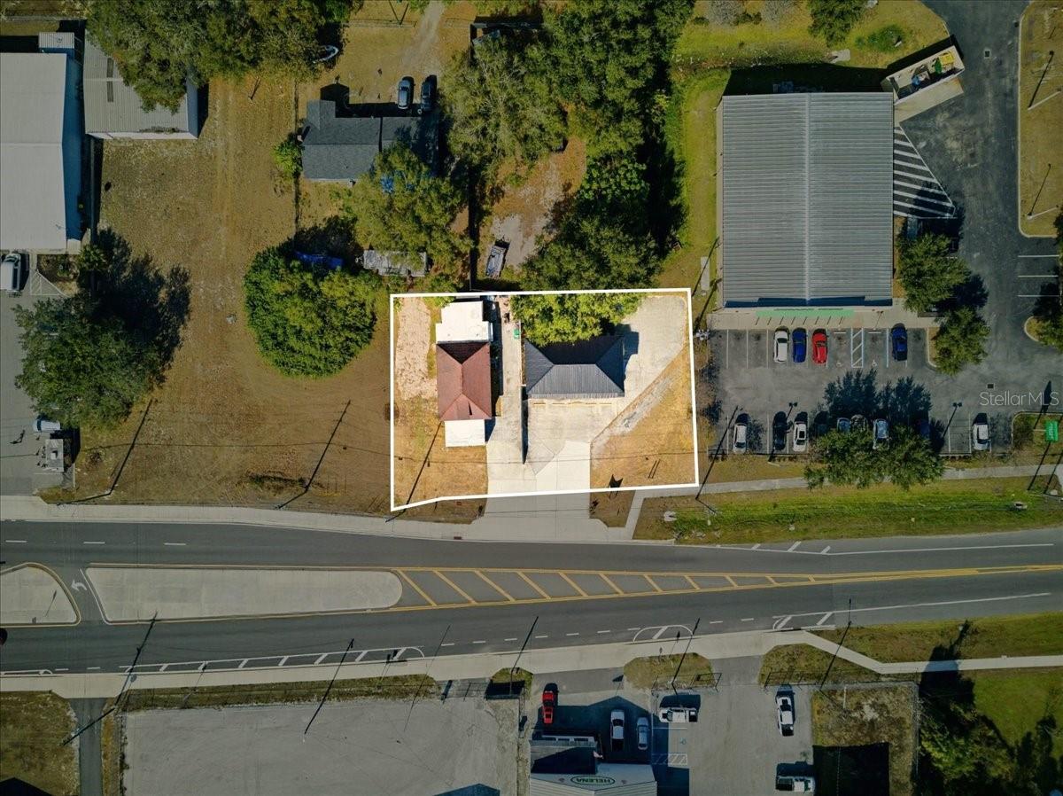 Image 2 of 78 For 608 Dundee Road