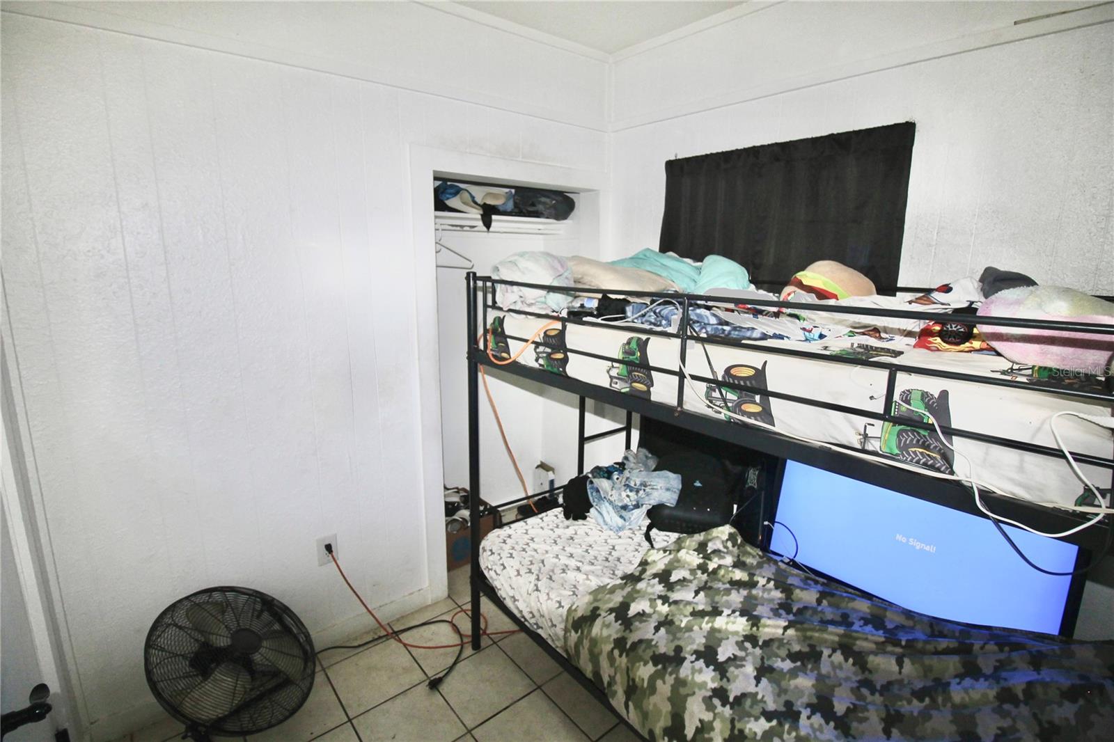 Image 33 of 78 For 608 Dundee Road