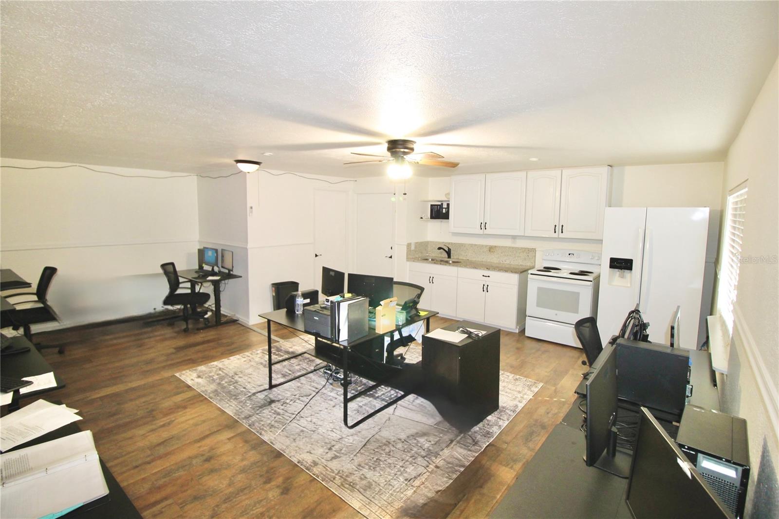 Image 49 of 78 For 608 Dundee Road