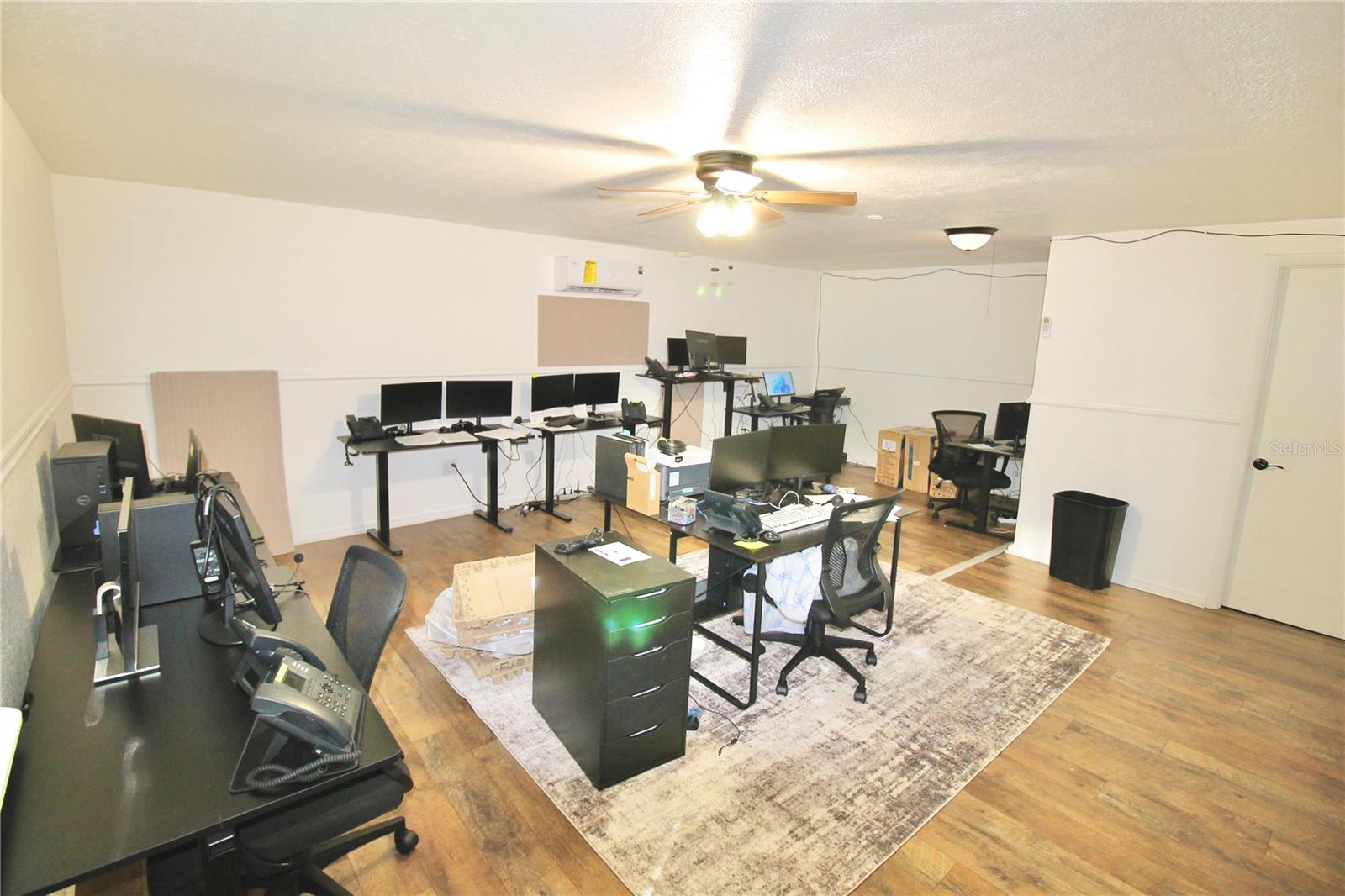 Image 51 of 78 For 608 Dundee Road