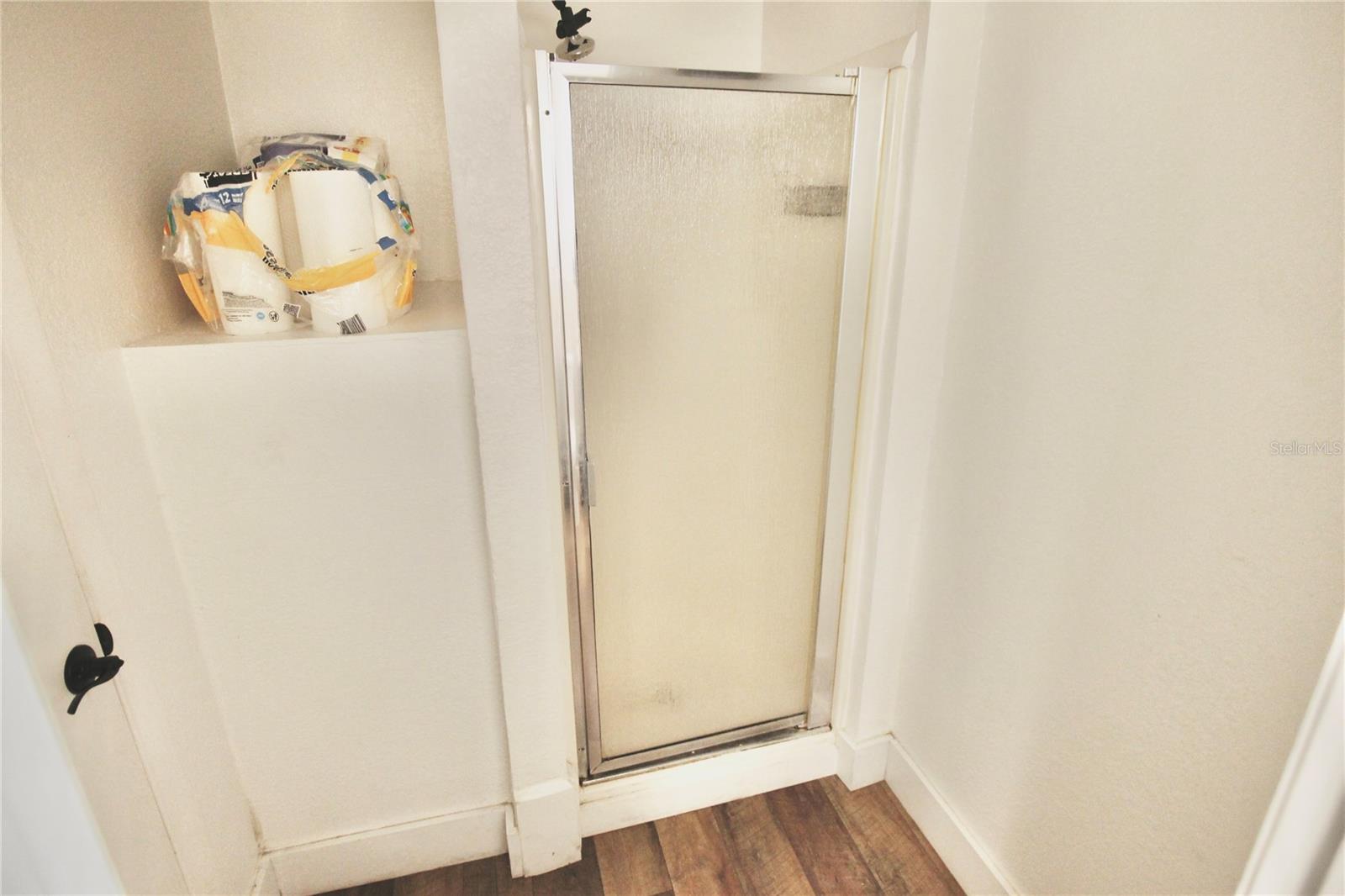 Image 56 of 78 For 608 Dundee Road