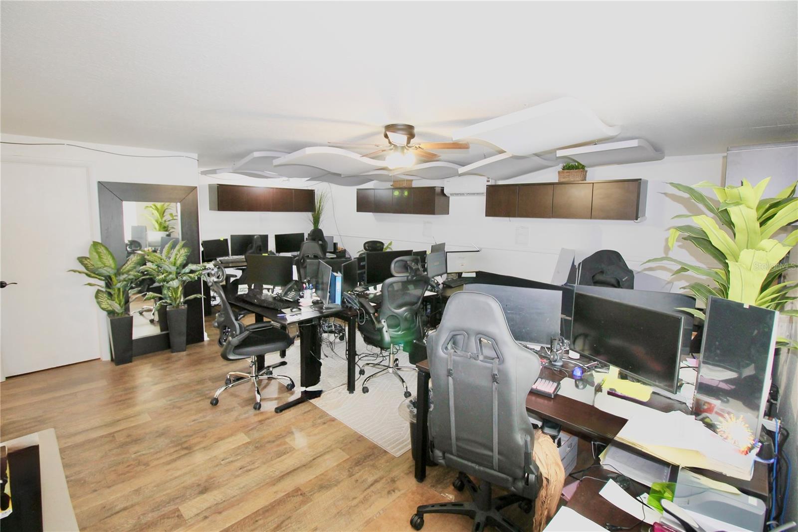 Image 58 of 78 For 608 Dundee Road