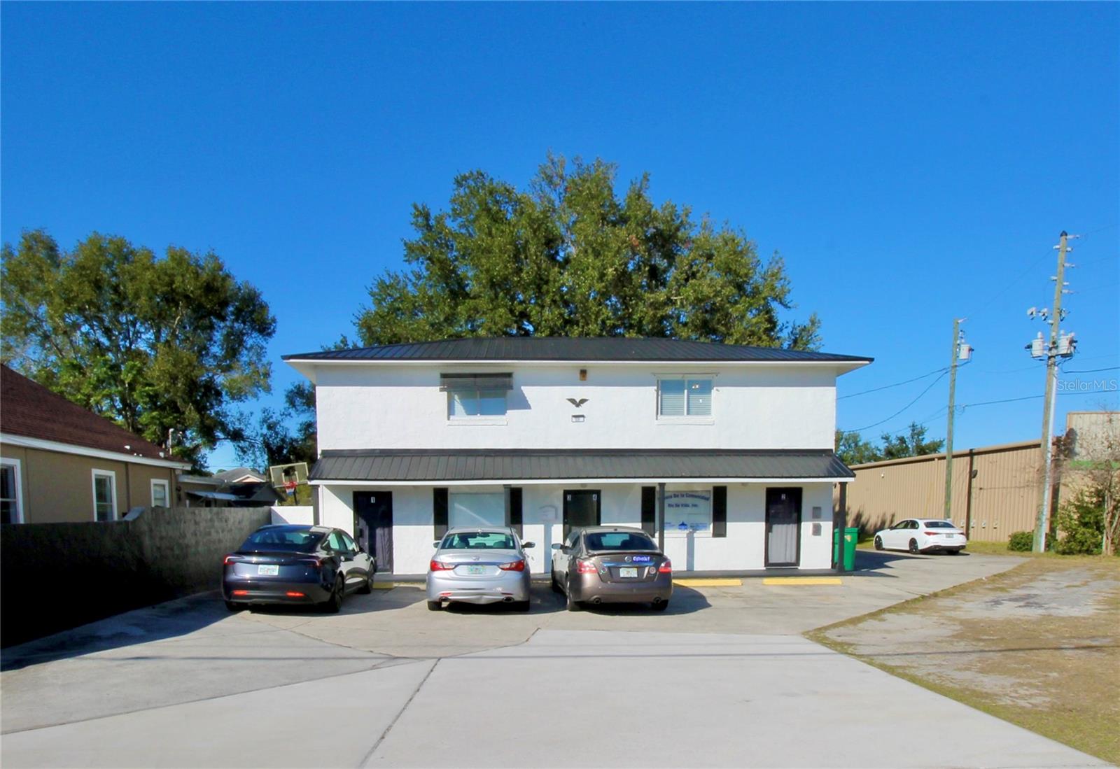 Image 72 of 78 For 608 Dundee Road