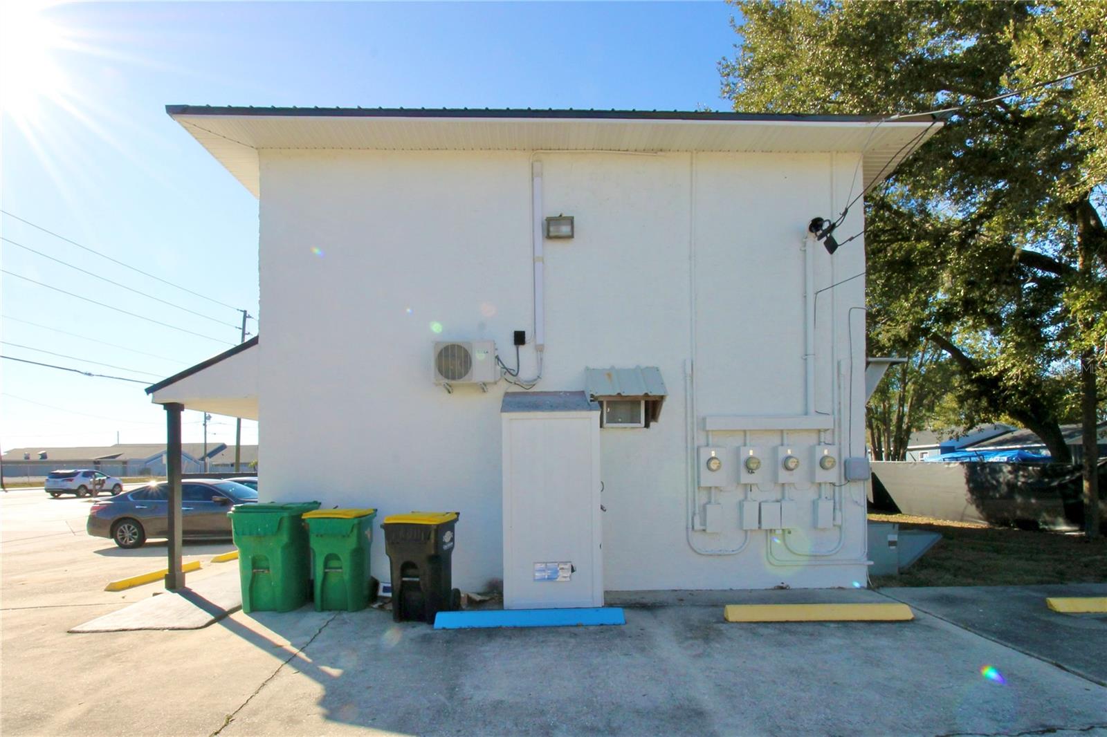 Image 75 of 78 For 608 Dundee Road