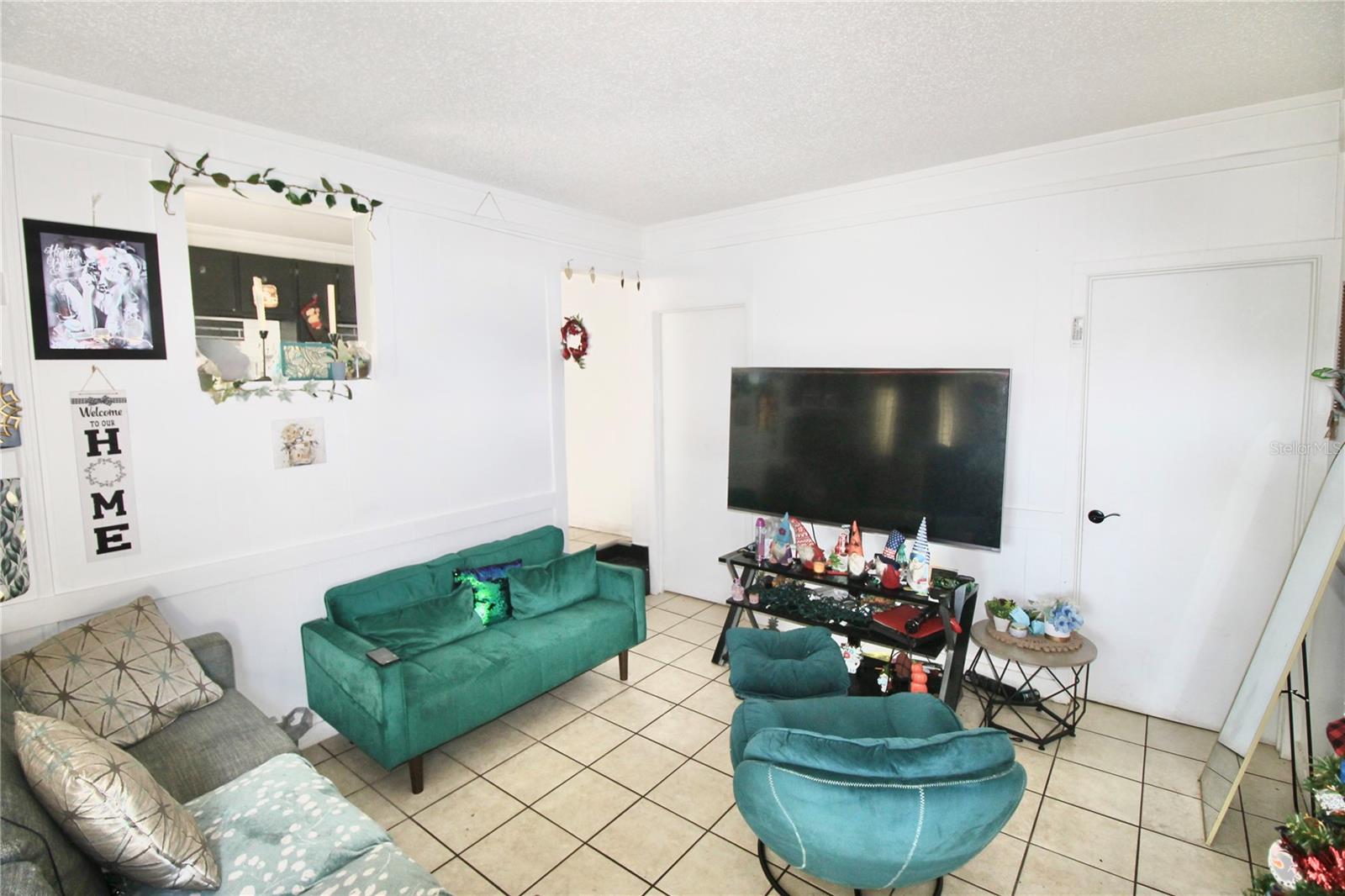 Image 25 of 42 For 610 Dundee Road