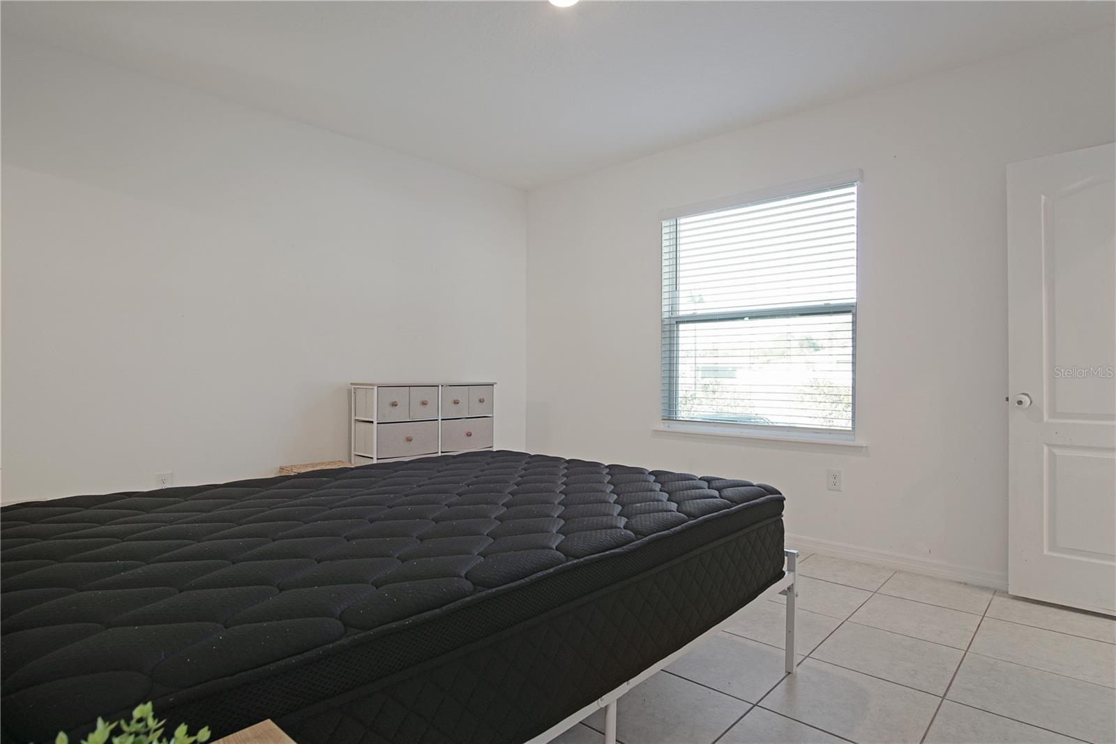 Image 16 of 27 For 920 Bocavista Court