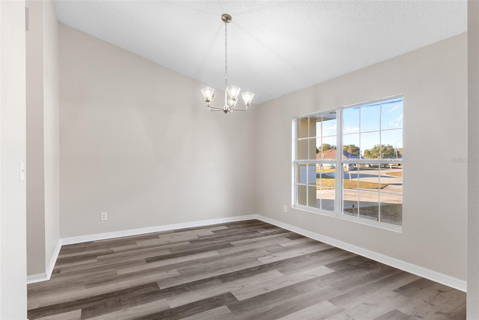 Image 15 of 33 For 169 Sanderling Drive