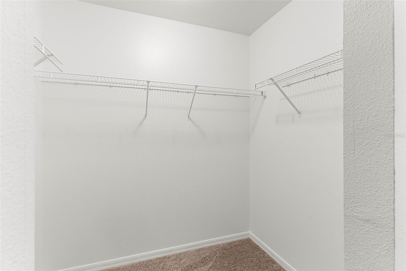 Image 22 of 38 For 917 Kenbar Avenue