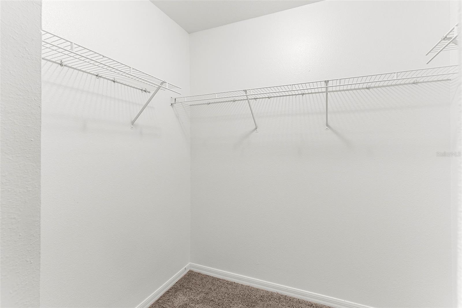 Image 23 of 38 For 917 Kenbar Avenue