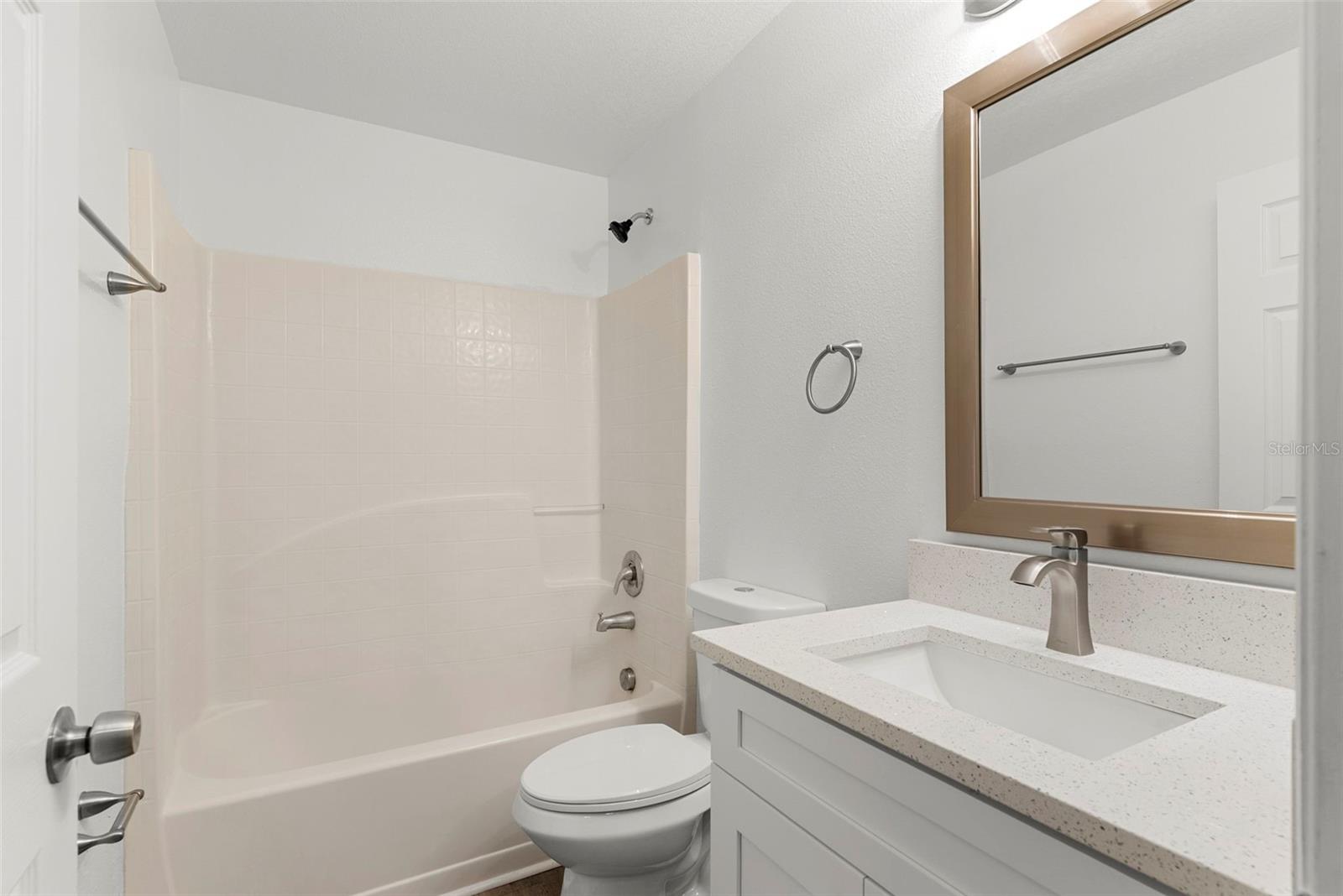 Image 31 of 38 For 917 Kenbar Avenue