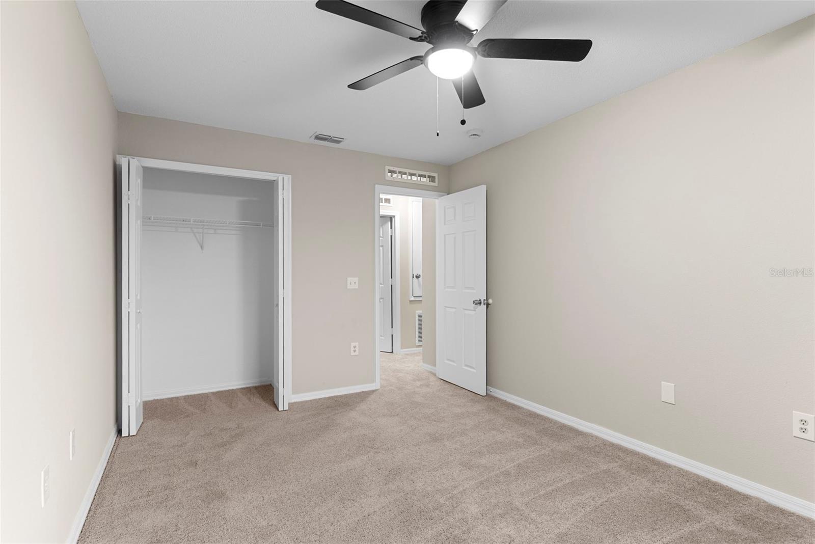 Image 33 of 38 For 917 Kenbar Avenue