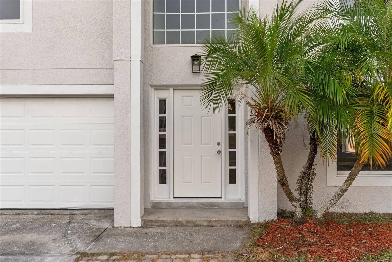 Image 4 of 38 For 917 Kenbar Avenue