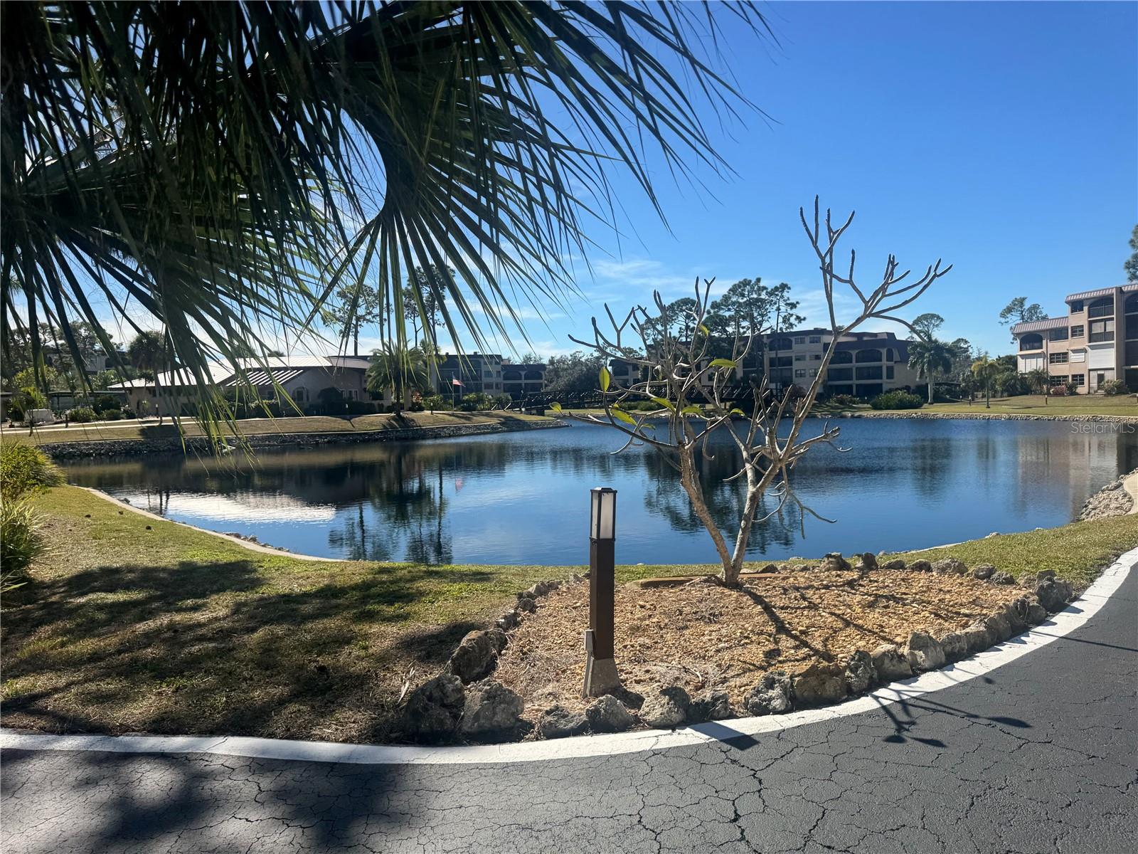 Image 3 of 50 For 23465 Harborview Road 201