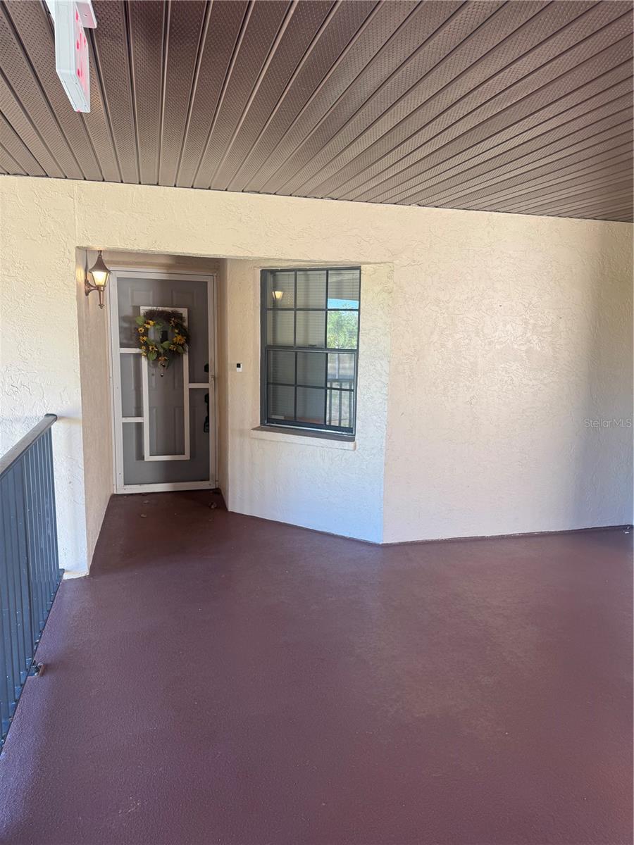 Image 4 of 50 For 23465 Harborview Road 201