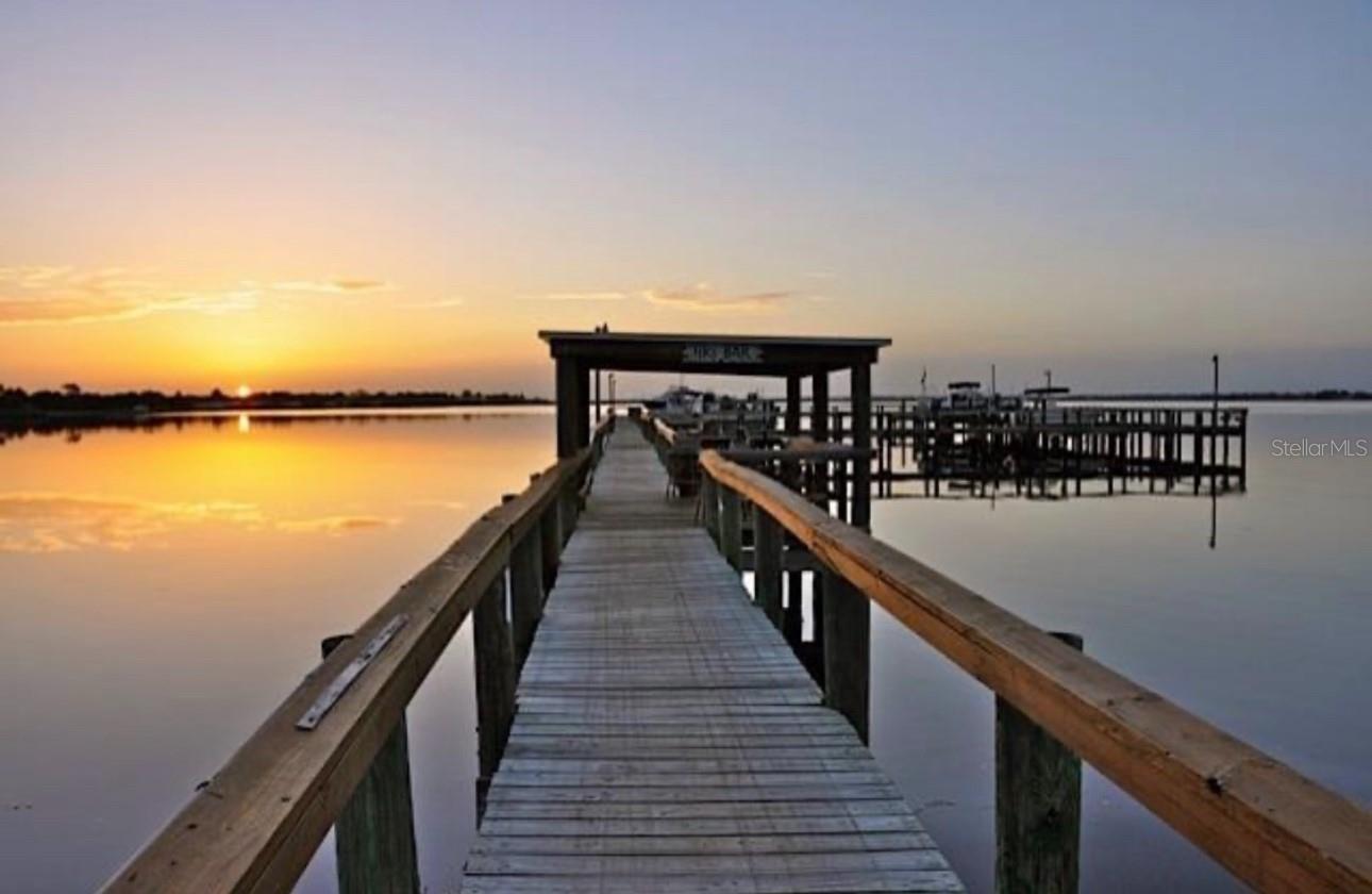 Image 42 of 50 For 23465 Harborview Road 201