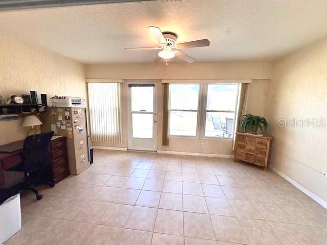 Image 10 of 61 For 422 Harbourview Drive