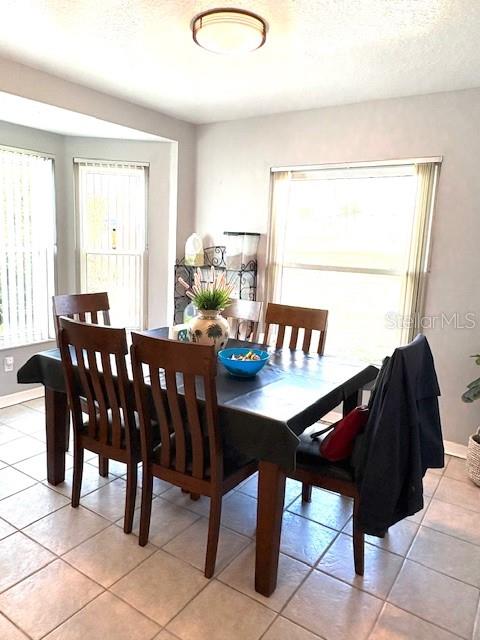 Image 14 of 61 For 422 Harbourview Drive