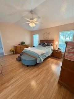 Image 24 of 61 For 422 Harbourview Drive