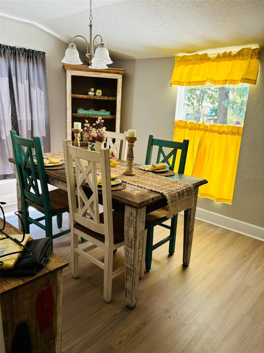 Image 10 of 16 For 208 Weaver Avenue