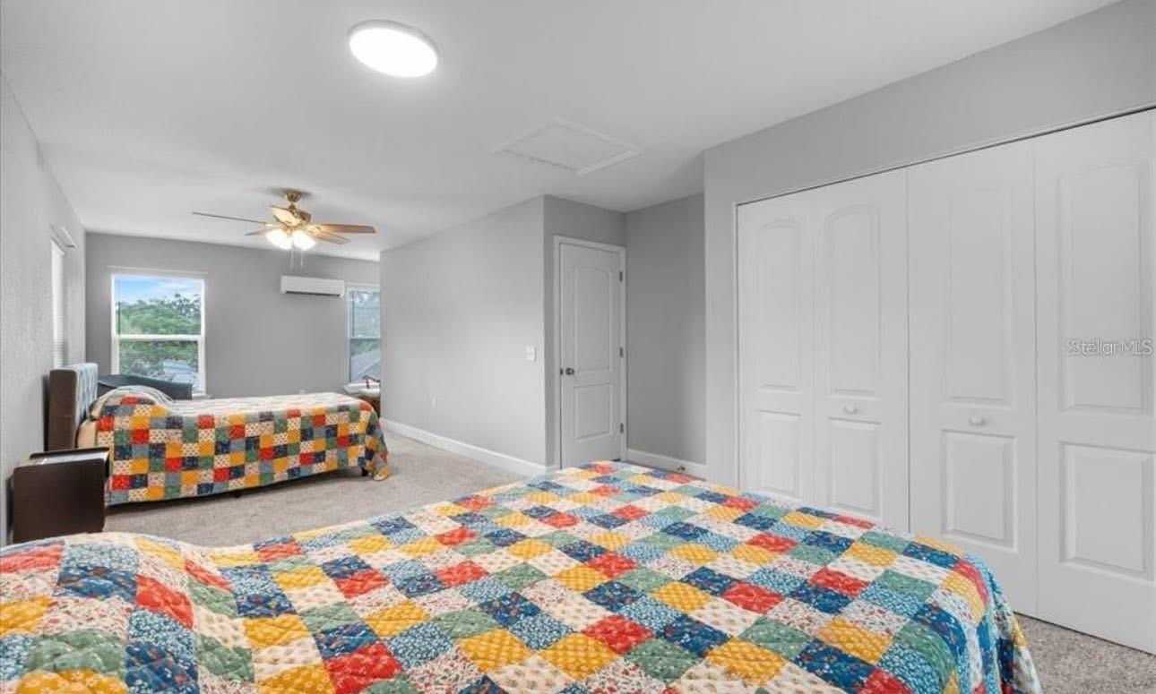 Image 11 of 16 For 208 Weaver Avenue