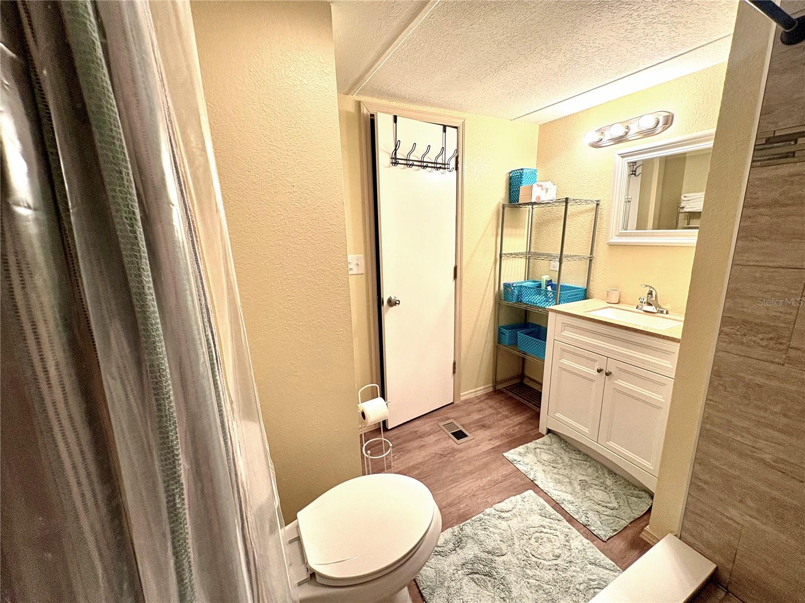 Image 11 of 28 For 76 Rosalie Oaks Boulevard