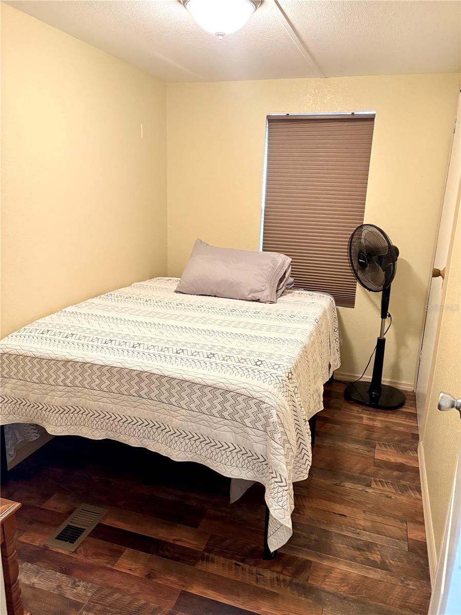 Image 14 of 28 For 76 Rosalie Oaks Boulevard