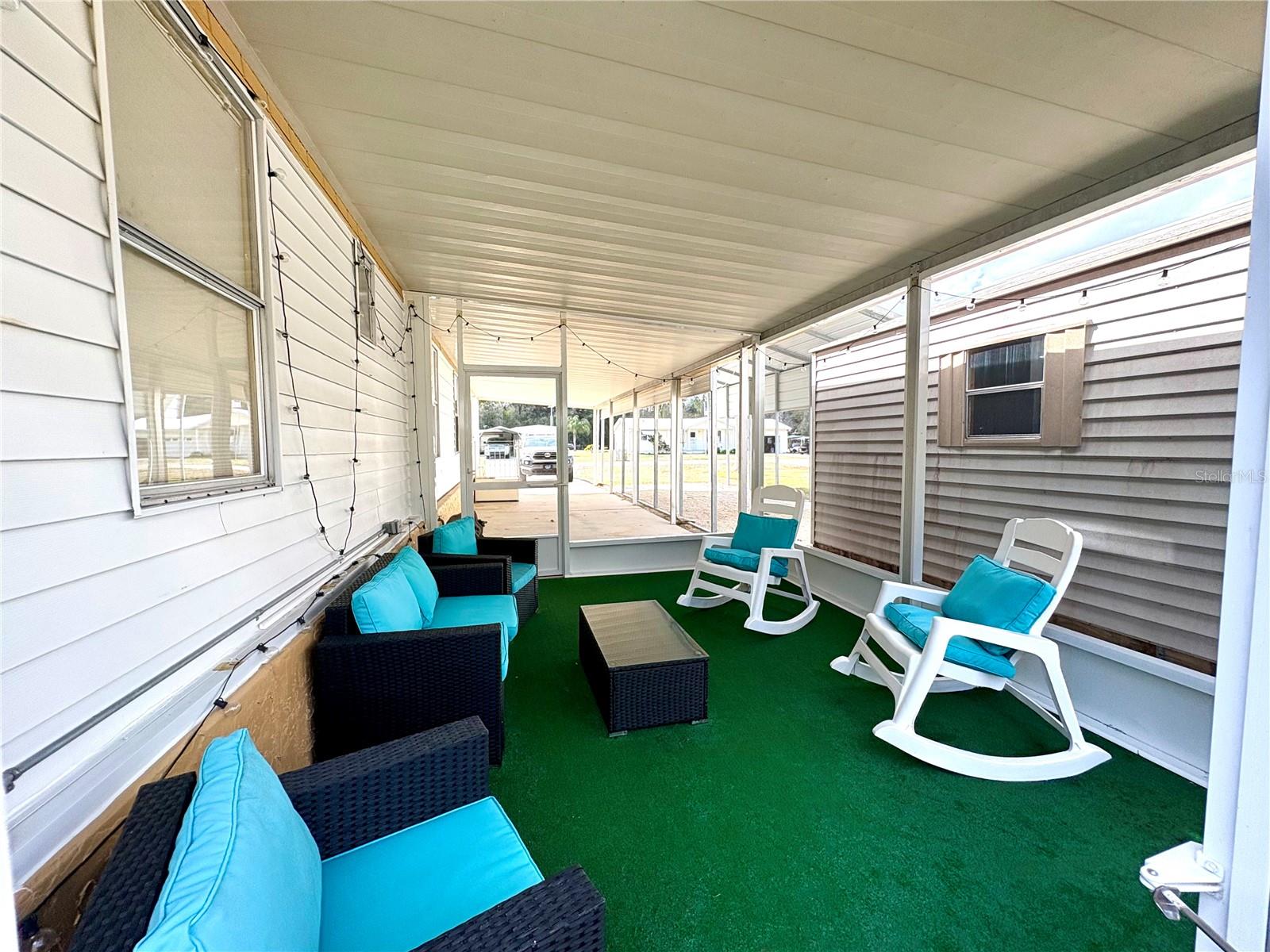 Image 19 of 28 For 76 Rosalie Oaks Boulevard