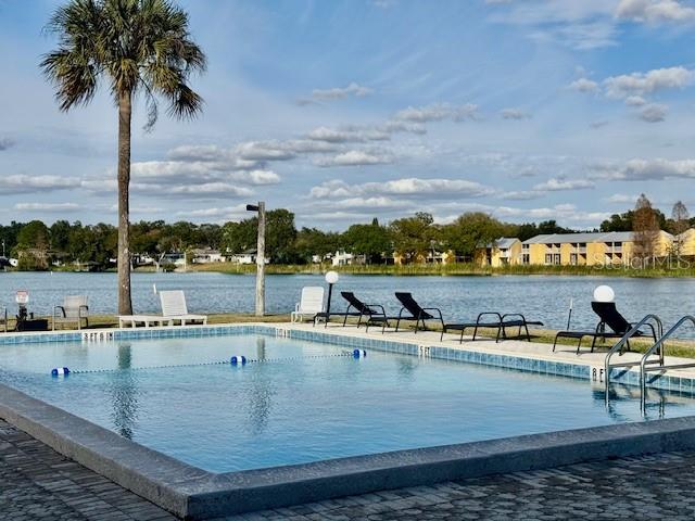 Image 24 of 33 For 1901 Edgewood Dr E  O1