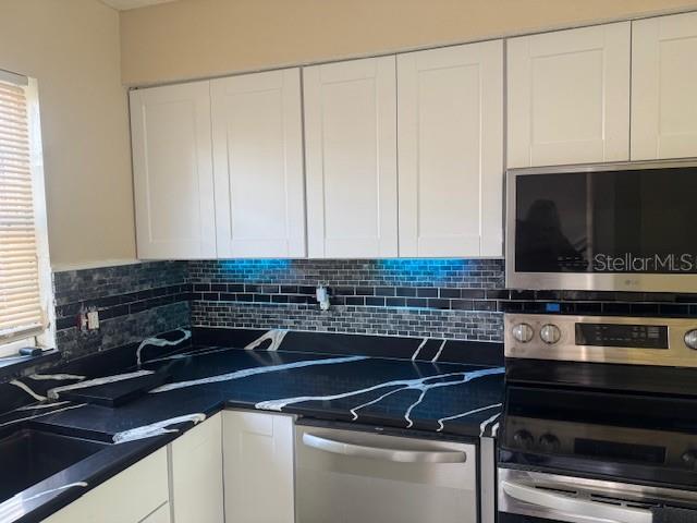 Image 3 of 33 For 1901 Edgewood Dr E  O1