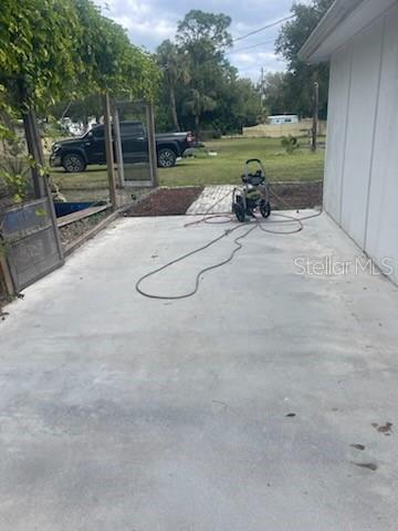 Listing photo id 21 for 7890 Marx Drive