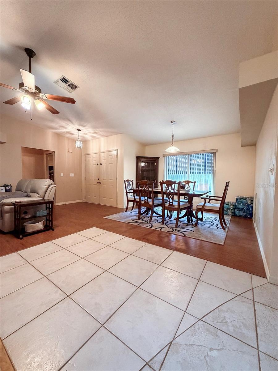 Image 10 of 21 For 404 Heron Street