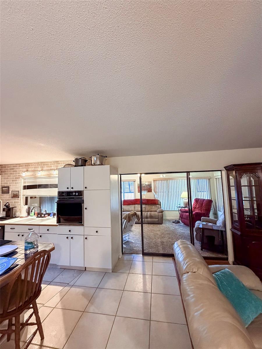 Image 13 of 21 For 404 Heron Street