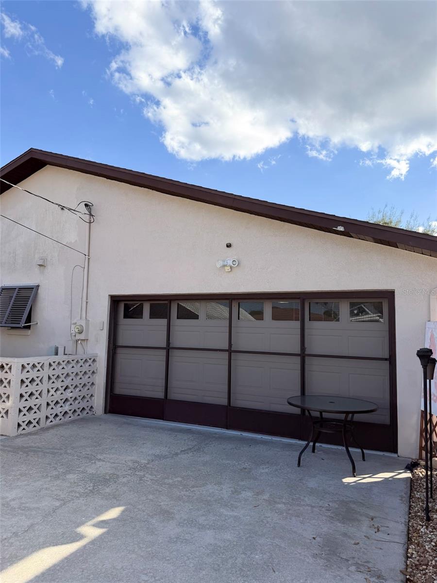 Image 6 of 21 For 404 Heron Street