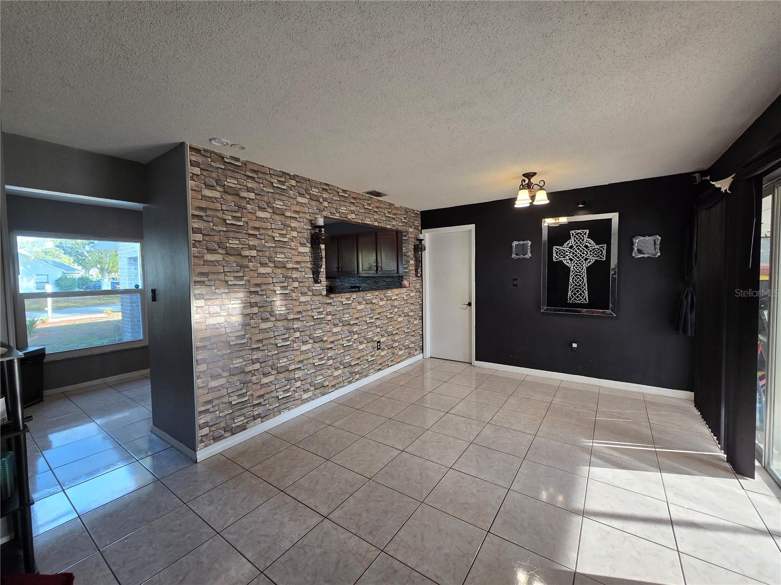 Image 28 of 77 For 431 Cart Ct