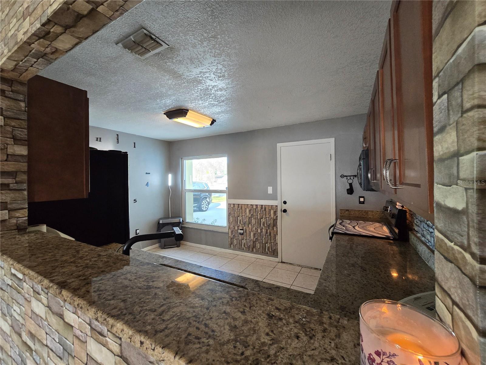 Image 30 of 77 For 431 Cart Ct