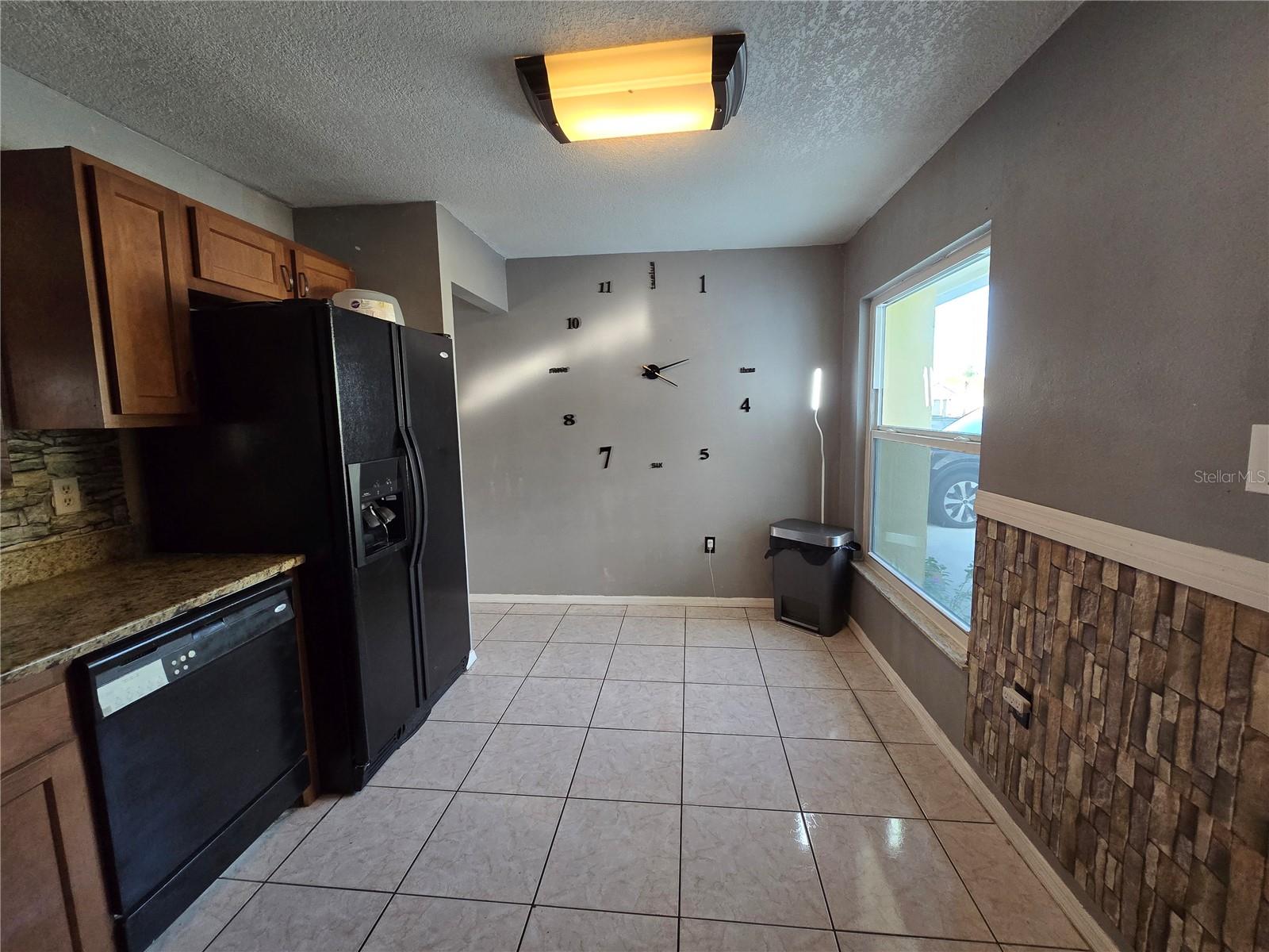 Image 34 of 77 For 431 Cart Ct