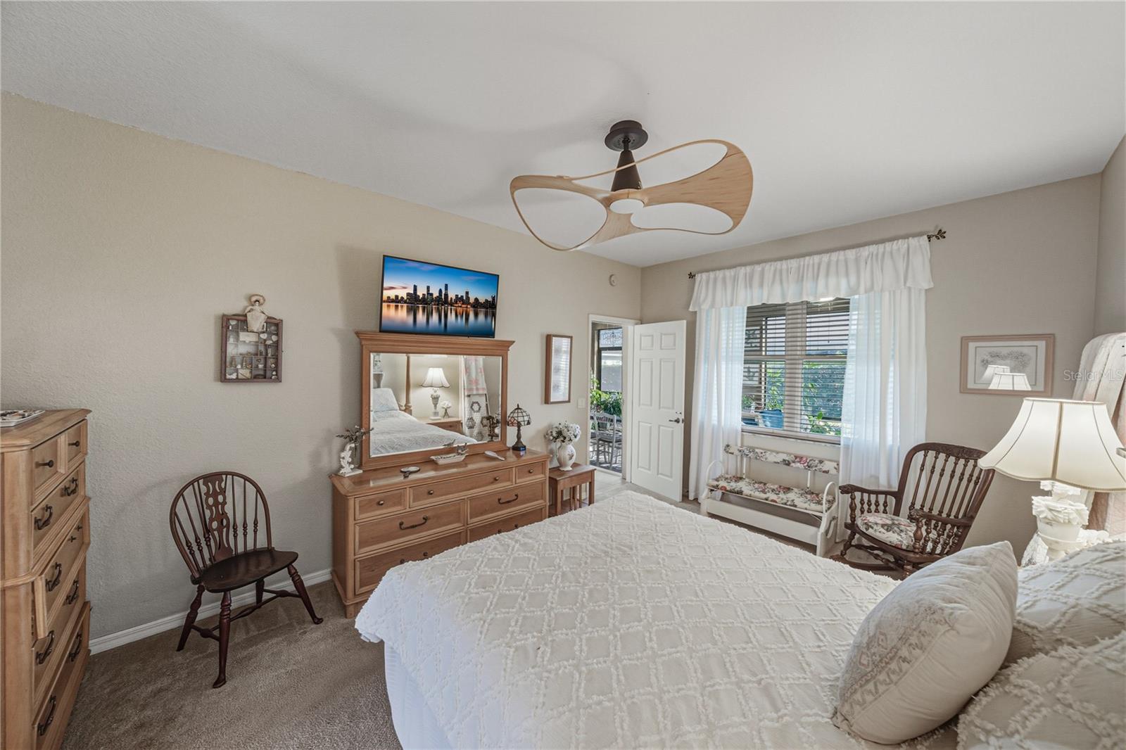 Image 43 of 100 For 4425 Turnberry Lane