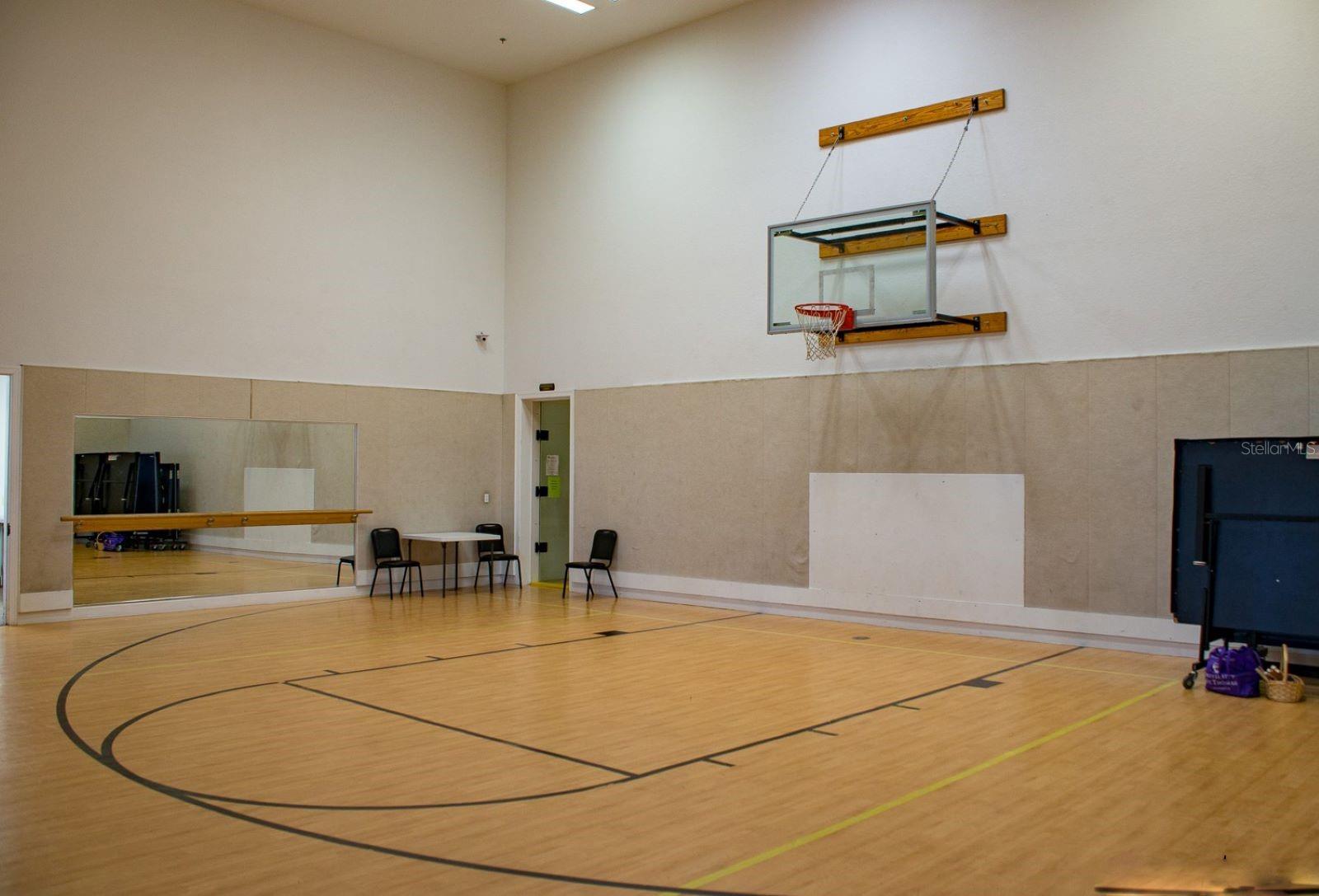 Image 94 of 100 For 4425 Turnberry Lane