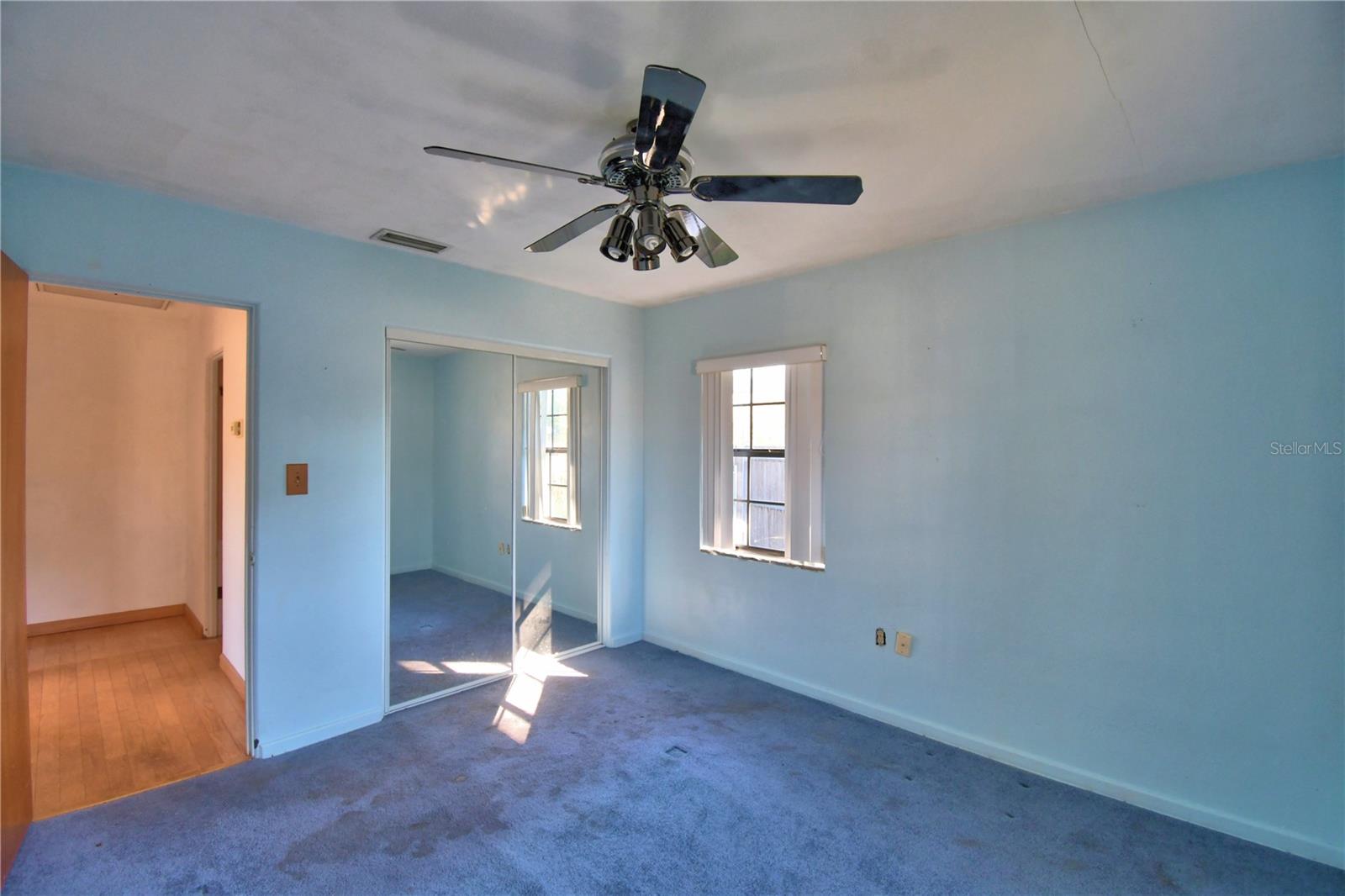 Image 28 of 43 For 550 Pierce Street