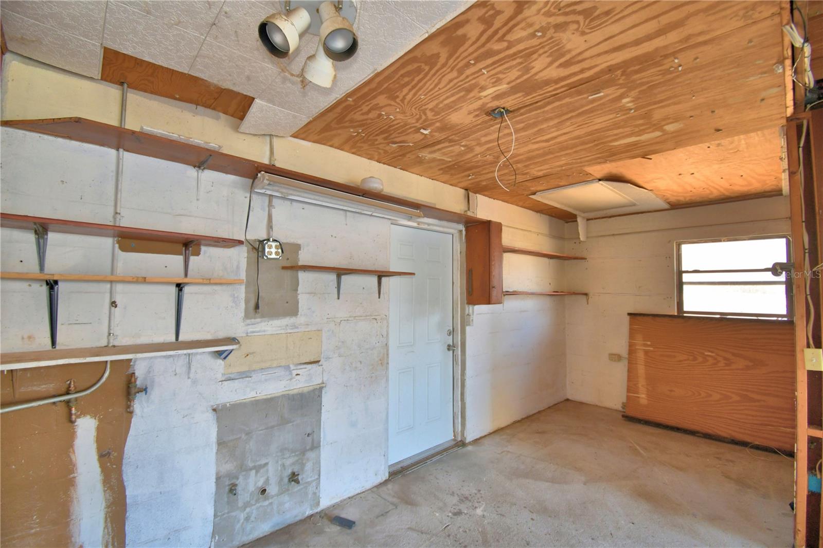 Image 35 of 43 For 550 Pierce Street