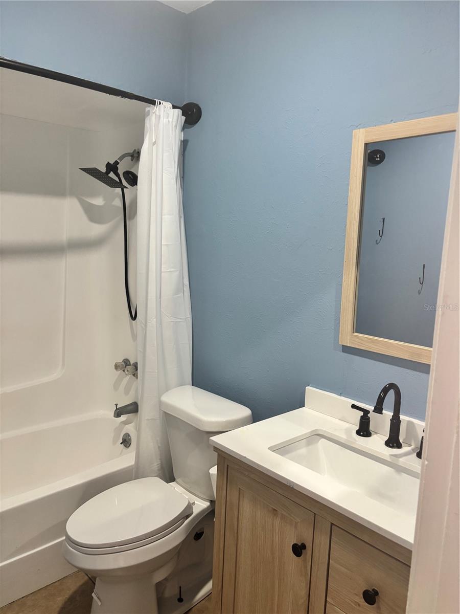 Image 15 of 26 For 4269 Tymberwood Lane C